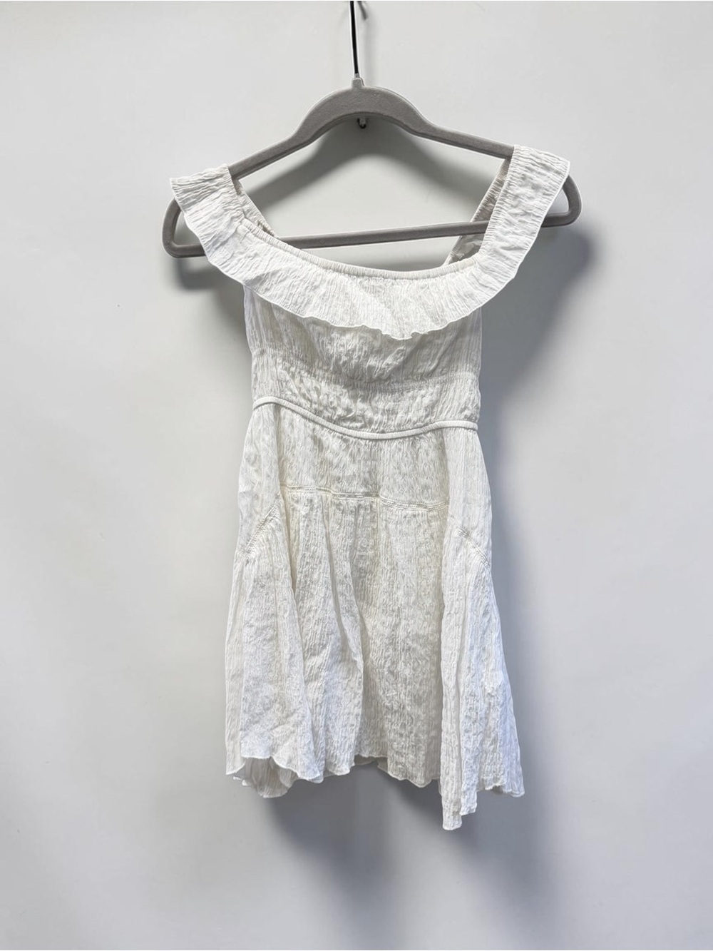 Urban Outfitters White Textured Ruffle Mini Dress Size Small